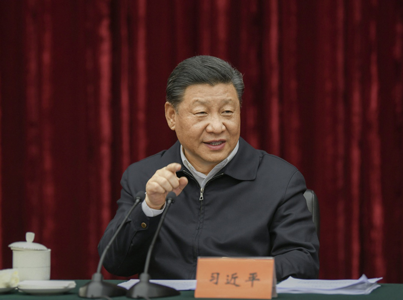 2019年4月15日至17日，中共中央總書記、國家主席、中央軍委主席習(xí)近平在重慶考察，并主持召開解決“兩不愁三保障”突出問題座談會。這是4月16日下午，習(xí)近平主持召開解決“兩不愁三保障”突出問題座談會并發(fā)表重要講話。新華社記者 謝環(huán)馳 攝