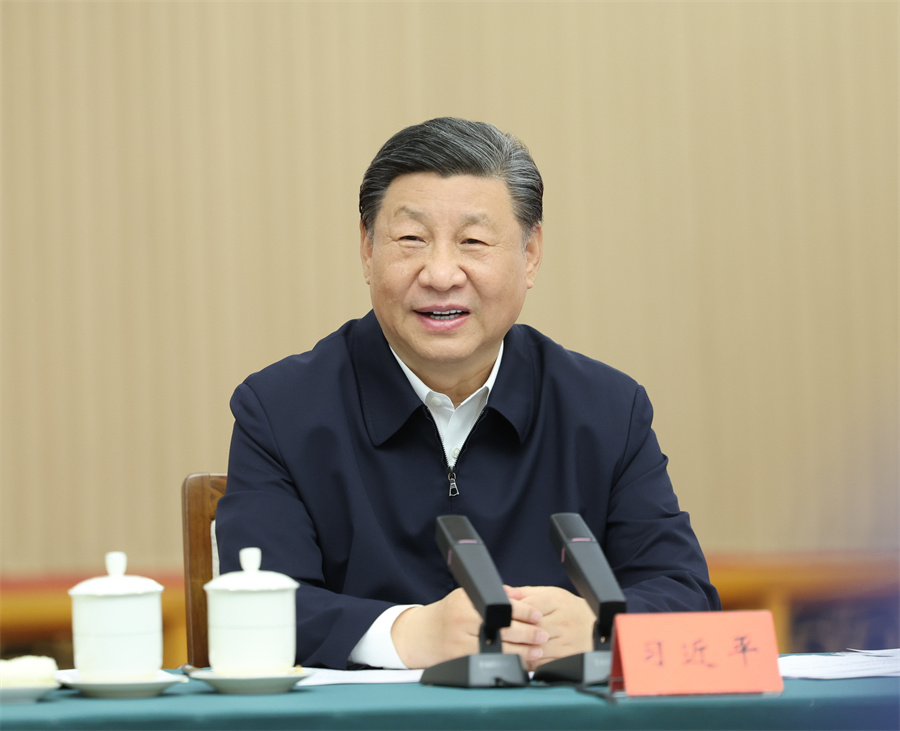 2024年5月23日下午，中共中央總書(shū)記、國(guó)家主席、中央軍委主席習(xí)近平在山東省濟(jì)南市主持召開(kāi)企業(yè)和專家座談會(huì)并發(fā)表重要講話。新華社記者 鞠鵬 攝